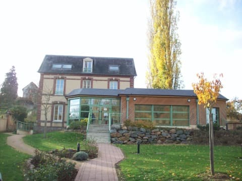 Élagueur Lisors