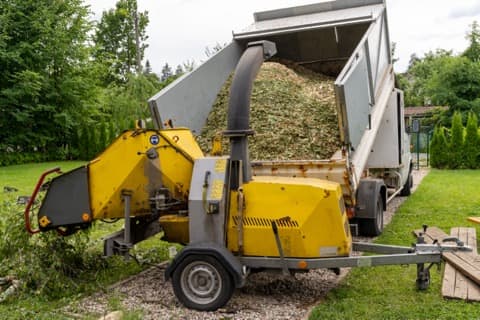 Broyage des branches et élimination des déchets verts Rouvray